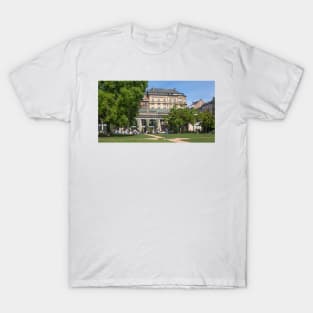 Cooking fountain colonnade; Wiesbaden T-Shirt